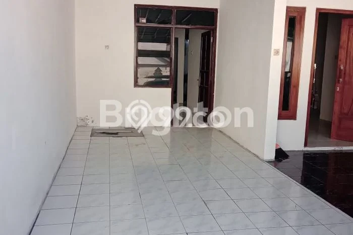 Jual Rumah Bagus Siap Huni LB 123m2 di Pedurungan, Semarang Jual Rumah Bagus Siap Huni LB 123m2 di Pedurungan, Semarang