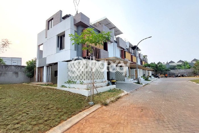 Hunian Eksklusif Dijual LT 149m2 di Pinang, Tangerang Hunian Eksklusif Dijual LT 149m2 di Pinang, Tangerang