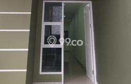 Jual Rumah Strategis Bagus Punya 5 KT di Kembangan Jakarta Barat SHM Jual Rumah Strategis Bagus Punya 5 KT di Kembangan Jakarta Barat SHM