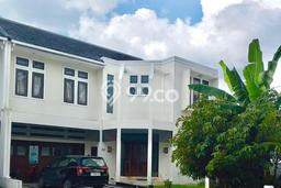 Rumah Elit Modern Siap Huni di Condet Jakarta Timur Rumah Elit Modern Siap Huni di Condet Jakarta Timur