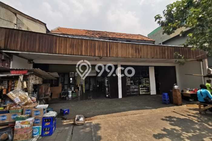 Area Ramai! Komersial Dijual di Senen untuk Bisnis Luas Bangunan 582m2 Area Ramai! Komersial Dijual di Senen untuk Bisnis Luas Bangunan 582m2