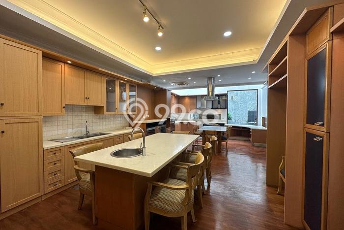 Rumah area , 5 KT, Design Minimalis, Luas 625m2m² Bangunan 530m2m² Rumah area , 5 KT, Design Minimalis, Luas 625m2m² Bangunan 530m2m²