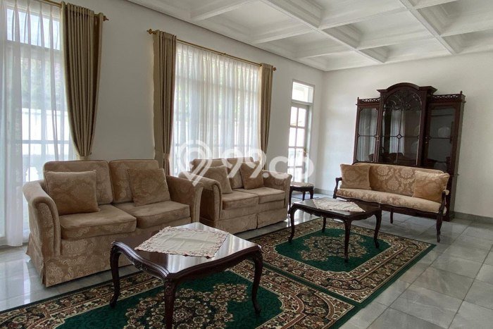 Rumah area , Dekat Stasiun, 5 KT, LT 500m2m² LB 325m2m² Rumah area , Dekat Stasiun, 5 KT, LT 500m2m² LB 325m2m²
