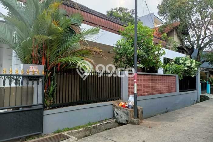 Rumah Elit Modern Siap Huni di Mampang Jakarta Selatan Rumah Elit Modern Siap Huni di Mampang Jakarta Selatan