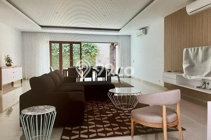Hunian Modern Disewakan 4 Kamar di Menteng Bisa Nego Hunian Modern Disewakan 4 Kamar di Menteng Bisa Nego