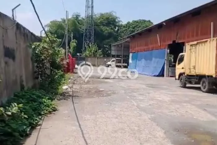 Gudang Dijual di Batujajar LT 2800m2, LB 1550m2 untuk Investasi Gudang Dijual di Batujajar LT 2800m2, LB 1550m2 untuk Investasi
