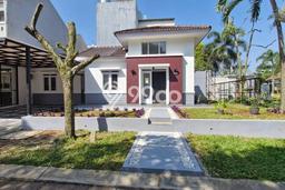 Rumah Elit Modern Tanpa Renovasi di Kota Baru Parahyangan Bandung Rumah Elit Modern Tanpa Renovasi di Kota Baru Parahyangan Bandung
