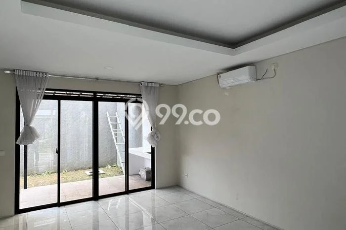 Rumah Luas Asri 3 KT Siap Pakai di Kota Baru Parahyangan Bandung Rumah Luas Asri 3 KT Siap Pakai di Kota Baru Parahyangan Bandung