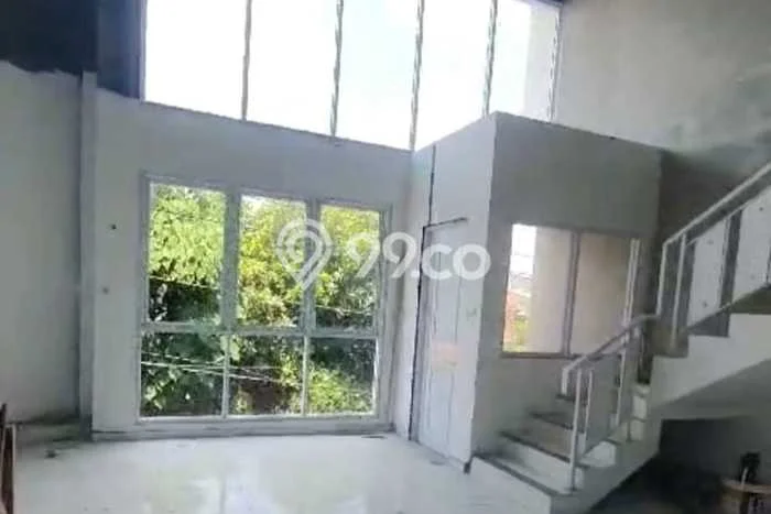 Ruko Dijual di Semarang LT 107m2 & LB 180m2 Lokasi Terbaik! Ruko Dijual di Semarang LT 107m2 & LB 180m2 Lokasi Terbaik!