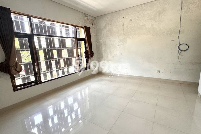 PRIME AREA! Rumah kawasan Danginpuri Kelod, 3 KM, Lingkungan Elite, LT 90m² Bangunan 150m² PRIME AREA! Rumah kawasan Danginpuri Kelod, 3 KM, Lingkungan Elite, LT 90m² Bangunan 150m²
