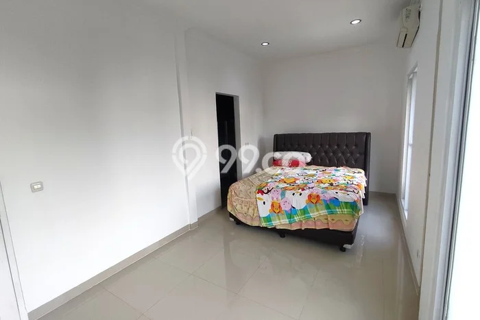 Siap Huni Hunian Elit 3 Kamar di Tangerang Dekat ke Mana Pun Siap Huni Hunian Elit 3 Kamar di Tangerang Dekat ke Mana Pun