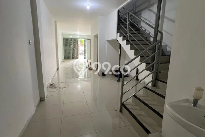 Unit Ruko Dijual di Ciracas Jakarta Timur 65m2 Unit Ruko Dijual di Ciracas Jakarta Timur 65m2