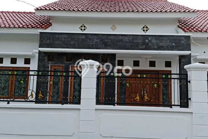 Dijual Cepat Rumah Bagus Siap Huni LB 100m2 di Kartasura, Sukoharjo Dijual Cepat Rumah Bagus Siap Huni LB 100m2 di Kartasura, Sukoharjo