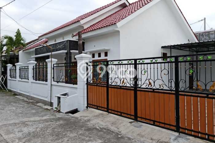 Dijual Cepat Rumah Bagus Siap Huni LB 100m2 di Kartasura, Sukoharjo Dijual Cepat Rumah Bagus Siap Huni LB 100m2 di Kartasura, Sukoharjo