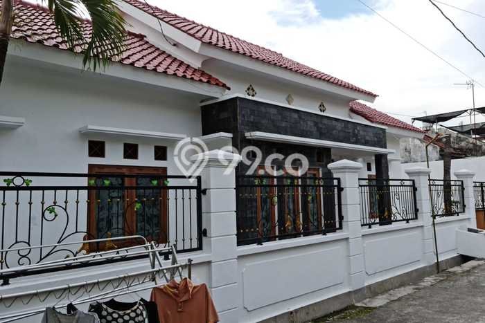Dijual Cepat Rumah Bagus Siap Huni LB 100m2 di Kartasura, Sukoharjo Dijual Cepat Rumah Bagus Siap Huni LB 100m2 di Kartasura, Sukoharjo