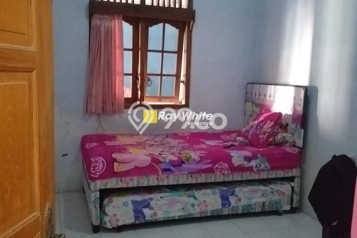 For Sale Rumah 3 Kamar Lokasi Ideal Bagus dan Strategis di Matesih For Sale Rumah 3 Kamar Lokasi Ideal Bagus dan Strategis di Matesih