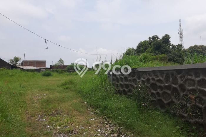 Tanah Dijual Area Strategis di Mojosongo Surakarta 688m2 Tanah Dijual Area Strategis di Mojosongo Surakarta 688m2