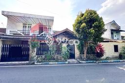 Hunian Cantik Minimalis Lb 180m2 di Blimbing, Malang Hunian Cantik Minimalis Lb 180m2 di Blimbing, Malang