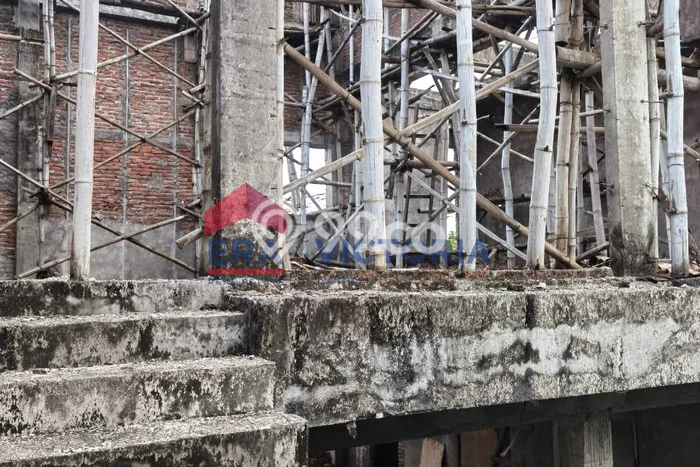 Lahan Dijual Lokasi Strategis di Kediri dengan Luas 240m2 Lahan Dijual Lokasi Strategis di Kediri dengan Luas 240m2