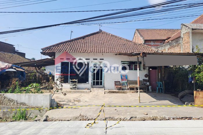 Rumah Modern Minimalis 5 KT Bisa Langsung Pindah di Wagir Rumah Modern Minimalis 5 KT Bisa Langsung Pindah di Wagir