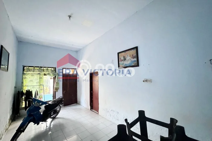Jual Rumah Bagus Siap Huni LB 700m2 di Gondanglegi, Malang Jual Rumah Bagus Siap Huni LB 700m2 di Gondanglegi, Malang