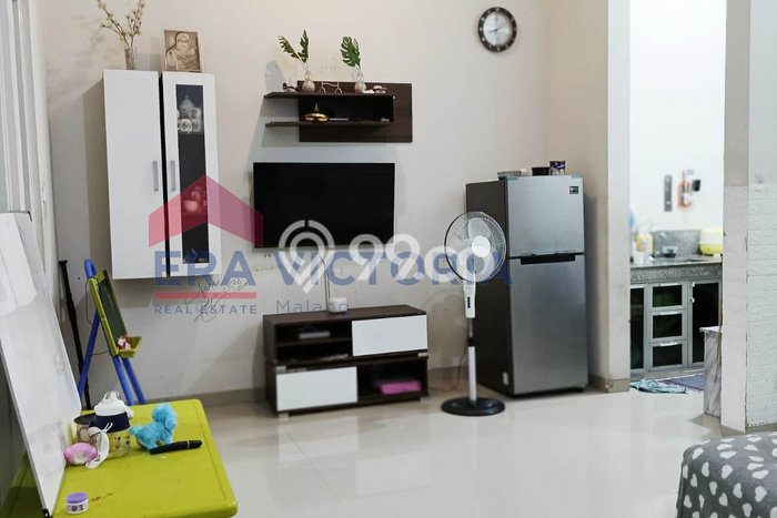 Rumah Modern Minimalis 2 KT Bisa Langsung Pindah di Dau Rumah Modern Minimalis 2 KT Bisa Langsung Pindah di Dau
