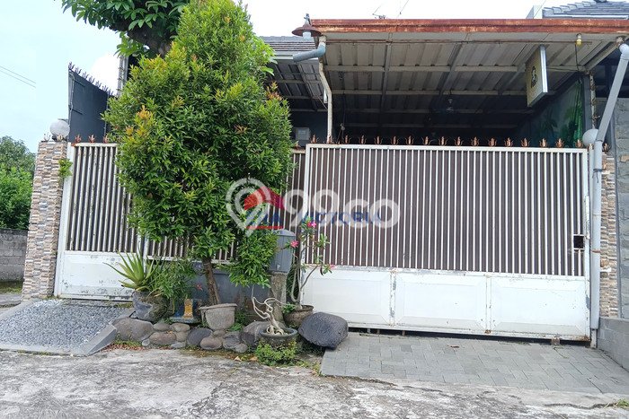 Hunian Cantik Minimalis Lb 156m2 di Ngasem, Kediri Hunian Cantik Minimalis Lb 156m2 di Ngasem, Kediri