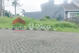 Tanah Kavling di Lawang Dijual dengan Luas 307m2 Tanah Kavling di Lawang Dijual dengan Luas 307m2