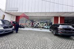 Ruko disewakan di Blimbing Malang dengan luas bangunan 604m2 Ruko disewakan di Blimbing Malang dengan luas bangunan 604m2