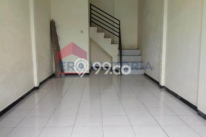 Ruko disewakan lokasi strategis Lowokwaru Malang 84m2 Ruko disewakan lokasi strategis Lowokwaru Malang 84m2