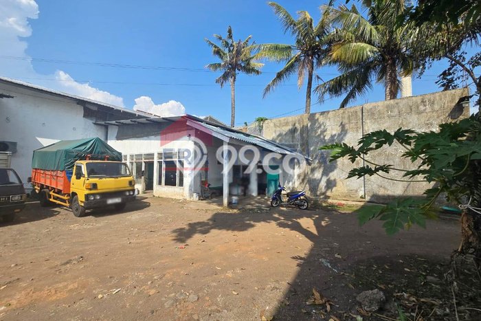 Gudang Disewa di Kedungkandang, Malang, LT 3000m2 / LB 900m2 Gudang Disewa di Kedungkandang, Malang, LT 3000m2 / LB 900m2