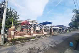 Rumah Stretagis Area Jombang Deaku SDIT, Puskesmas Ada Gudang Rumah Stretagis Area Jombang Deaku SDIT, Puskesmas Ada Gudang