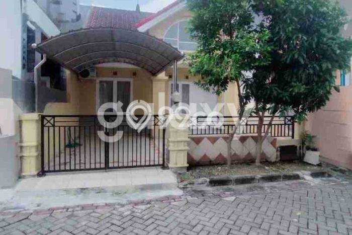 Sewa Rumah Murah di Kalisari Surabaya Punya 3 KT Sewa Rumah Murah di Kalisari Surabaya Punya 3 KT