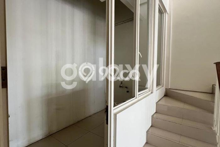Ruko Disewakan di Kalisari, Luas 80m2m², Area Berkembang Ruko Disewakan di Kalisari, Luas 80m2m², Area Berkembang