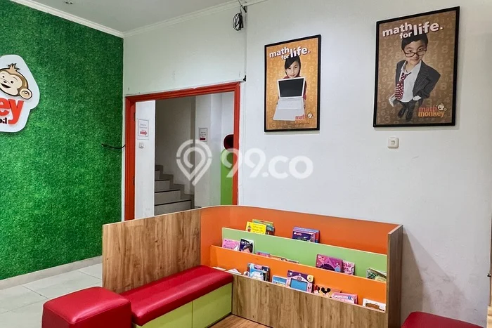Disewakan Ruko di Kawasan Ramai Pluit Luas 140m2 Disewakan Ruko di Kawasan Ramai Pluit Luas 140m2