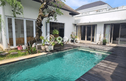 Vila Kawasan Kuta Utara, Luas 250m2m², Kawasan Asri, Harganya Bersaing Vila Kawasan Kuta Utara, Luas 250m2m², Kawasan Asri, Harganya Bersaing