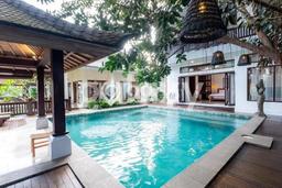 Vila Asri di Kuta Utara, Luas 2400m2m², Dekat ke berbagai fasilitas Vila Asri di Kuta Utara, Luas 2400m2m², Dekat ke berbagai fasilitas