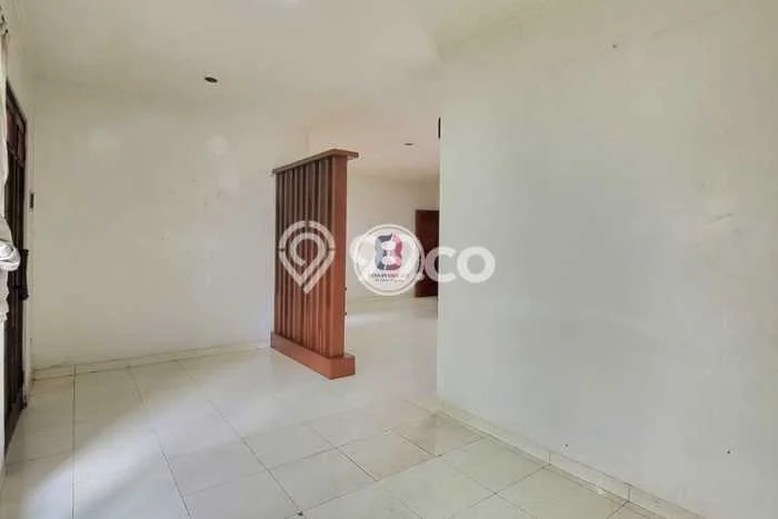 Hunian Mewah LB 128m2 Siap Pakai Desain Elegan di Bintaro, Tangerang Selatan Hunian Mewah LB 128m2 Siap Pakai Desain Elegan di Bintaro, Tangerang Selatan