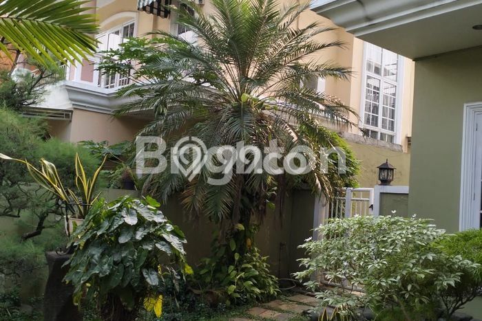 For Sale! Premium House LT 292m2 Desain Elegan di Cibubur For Sale! Premium House LT 292m2 Desain Elegan di Cibubur