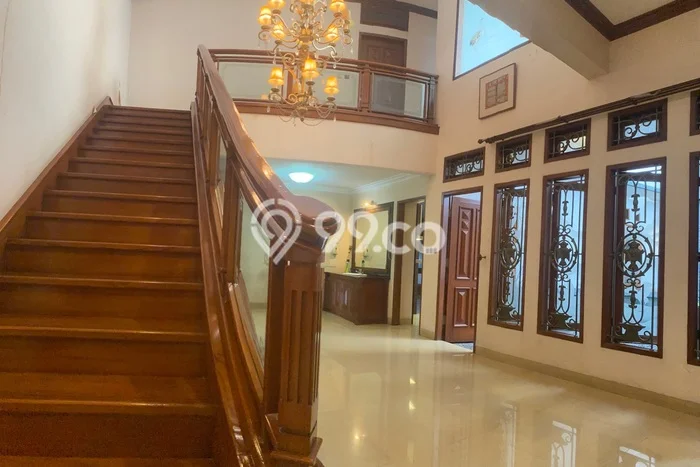 Disewakan Rumah Nyaman di Cipaganti LT 700m2 / LB 600m2 Kondisi Bagus Disewakan Rumah Nyaman di Cipaganti LT 700m2 / LB 600m2 Kondisi Bagus