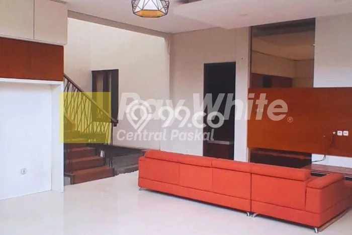 Rumah Luxury Modern Tanpa Renovasi di Sudirman Bandung Rumah Luxury Modern Tanpa Renovasi di Sudirman Bandung