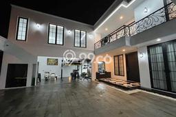 Ready to Use! Luxury House LT 960m2 Desain Elegan di Veteran Ready to Use! Luxury House LT 960m2 Desain Elegan di Veteran