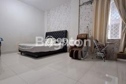 Rumah Elit Modern Tanpa Renovasi di Jelambar Jakarta Barat Rumah Elit Modern Tanpa Renovasi di Jelambar Jakarta Barat