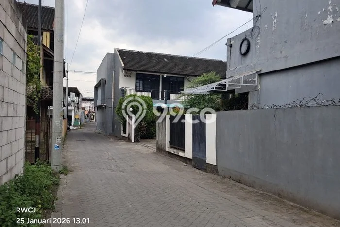 Unit Kost Dijual di Depok dengan 28 Kamar Tidur & Luas Bangunan 408m2 Unit Kost Dijual di Depok dengan 28 Kamar Tidur & Luas Bangunan 408m2