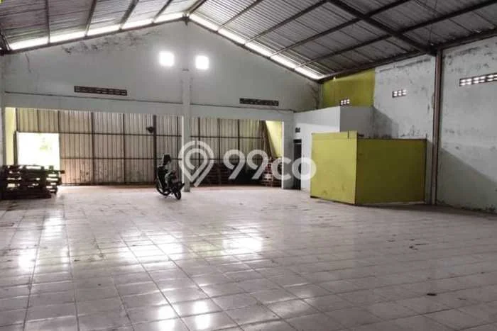 Gudang Disewakan Lokasi Prambanan Sleman Harga Spesial! Gudang Disewakan Lokasi Prambanan Sleman Harga Spesial!