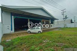 LOKASI PREMIUM! Gudang di Buayan, Luas 1960m2m², Area Niaga LOKASI PREMIUM! Gudang di Buayan, Luas 1960m2m², Area Niaga