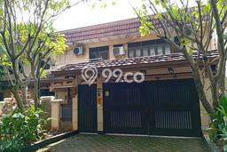 Rumah Luxury Modern Tanpa Renovasi di Pondok Indah Jakarta Selatan Rumah Luxury Modern Tanpa Renovasi di Pondok Indah Jakarta Selatan