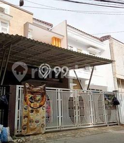 Jual Rumah Favorit Siap Huni LB 160m2 di Jagakarsa, Jakarta Selatan Jual Rumah Favorit Siap Huni LB 160m2 di Jagakarsa, Jakarta Selatan