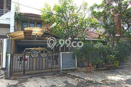 Hunian Eksklusif Dijual LT 302m2 di Tebet, Jakarta Selatan Hunian Eksklusif Dijual LT 302m2 di Tebet, Jakarta Selatan