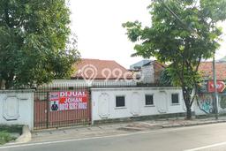 Jual Rumah Luas Megah Dengan View Cantik di Srengseng, Jakarta Barat Jual Rumah Luas Megah Dengan View Cantik di Srengseng, Jakarta Barat